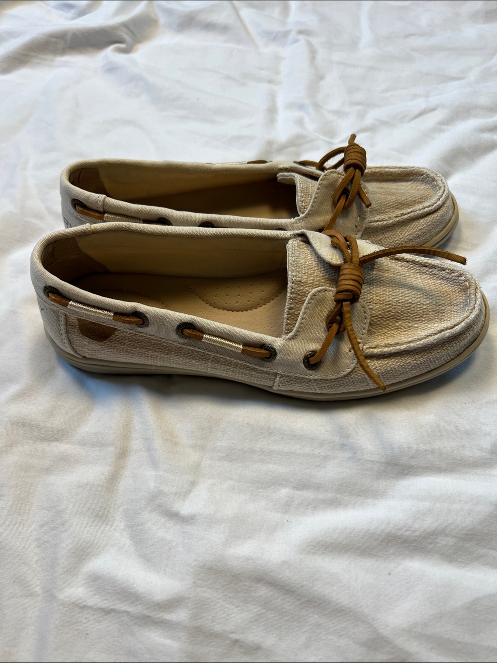 Sperry Women's Light Beige Canvas Moccasins with Brown Laces - Picture 2 of 9